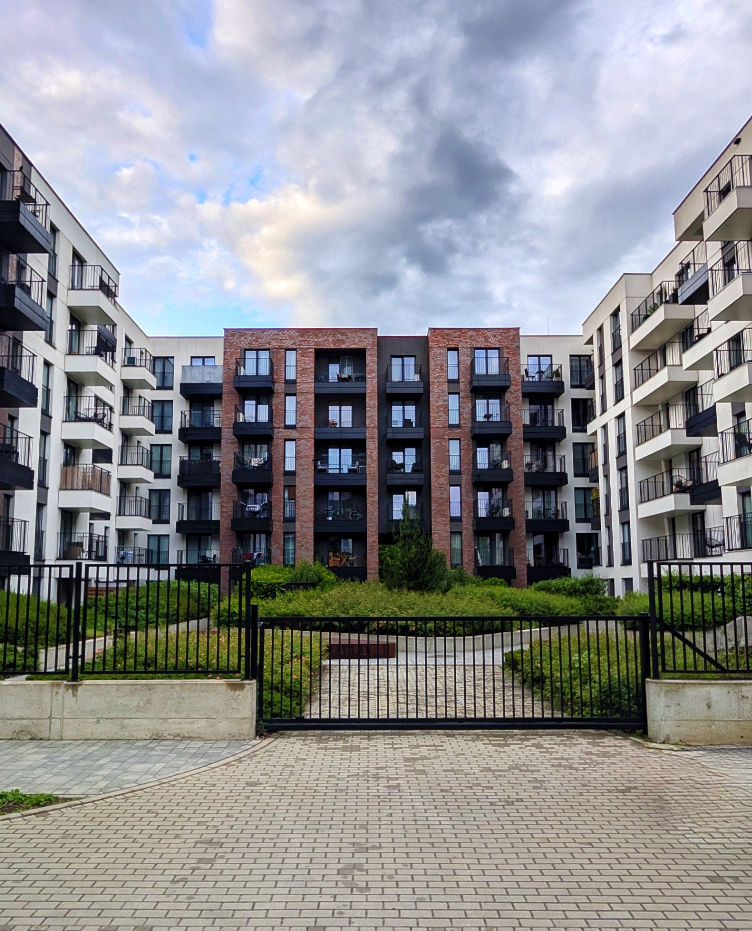 Budynek apartamentowca Rakowicka 22D w Krakowie